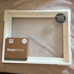 Floater frame for 11 X 14 inch